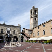 Piazza Vecchia, Bergamo