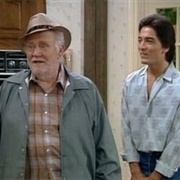 Charles in Charge: Yule Laff