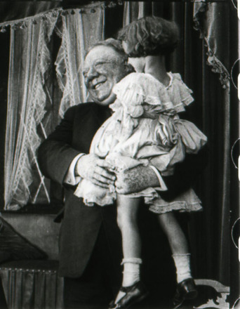 Her Crowning Glory (1911)