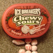 Ice Breakers Chewy Sours Strawberry Blast!