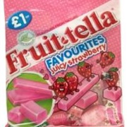 Fruit-Tella Favourites Juicy Strawberry