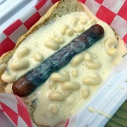 Mac N&#39; Cheese on Hot Dog