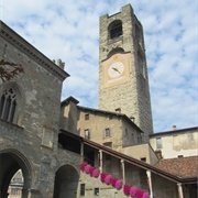 Torre Del Campanone