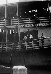 Emigrants Landing at Ellis Island (1903)
