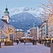 Maria Theresien, Innsbruck
