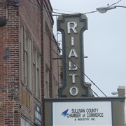 Rialto Theater in Monticello