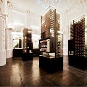 MAX Bordeaux Wine Bar