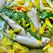 Canh Chua Cá Linh Bông So Đũa