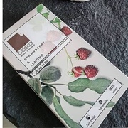 Toska Strawberry & Almond