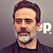 Jeffrey Dean Morgan