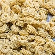 Thenkuzhal Murukku / Light Crispy Murukku