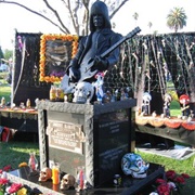 Johnny Ramone Gravesite, Los Angeles