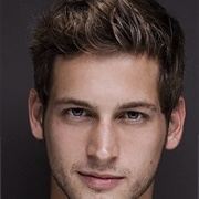 Max Emerson