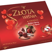 Zlota Wisnia W Likierze