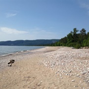 Agawa Bay