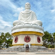Nha Trang: Long Sơn Pagoda