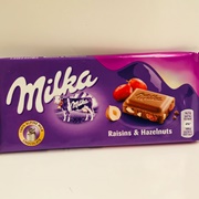 Milka Raisins & Hazelnuts
