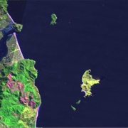 Shoe Island / Motuhoa