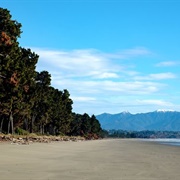 Anatukupu Island (Rabbit Island)