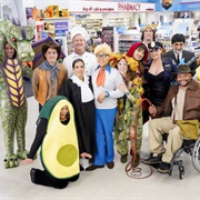 Superstore: Trick-Or-Treat