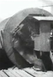 Giant Coal Dumper (1897)