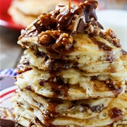 Snickers Pancakes