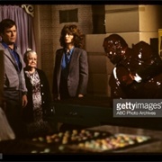 Hart to Hart: Hart-Shaped Murder