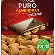 Valor Pure Chocolate With Almonds