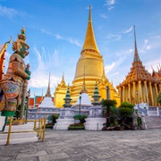 Bangkok: Wat Phra Kaew (Temple of the Emerald Buddha)