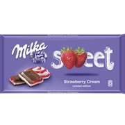 Milka Strawberry Cream