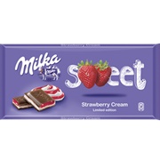 Milka Strawberry Cream