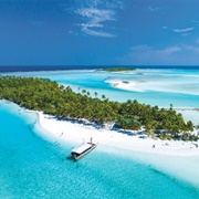 Cook Islands (161,000 Annual Visitors)