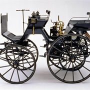 1886 Daimler Motorized Carriage