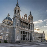 Madrid: Catedral De La Almudena