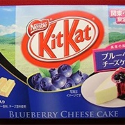 Kit Kat Blueberry Cheese Cake