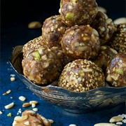 Date Laddu