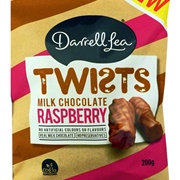 Darrell Lea Twists Chocolate Raspberry
