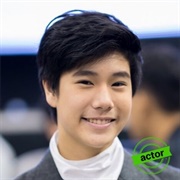 Phuwin Tangsakyuen (Phuwin)