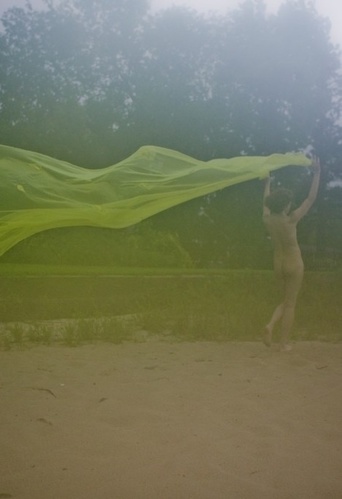 The Little White Cloud That Cried (2009)