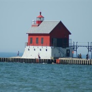 Grand Haven South Pierhead Entrance Light