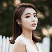 Hong Jin Young