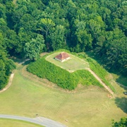 Moundville Archaeological Site (Moundville)