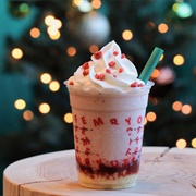 Merry Strawberry Cake Frappuccino