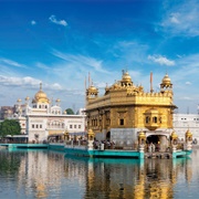 Amritsar: Harmandir Sahib (The Golden Temple)