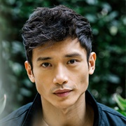 Manny Jacinto