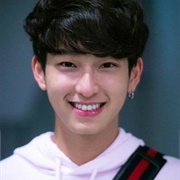 Wachirawit Ruangwiwat (Chimon)