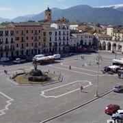 Piazza Garibaldi, Sulmona
