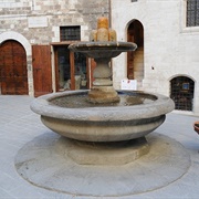 Fontana Dei Matti, Gubbio
