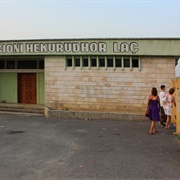 Laç Railway Station