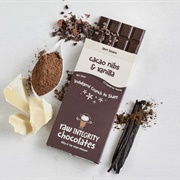 Raw Integrity Cacao Nibs &amp; Vanilla
